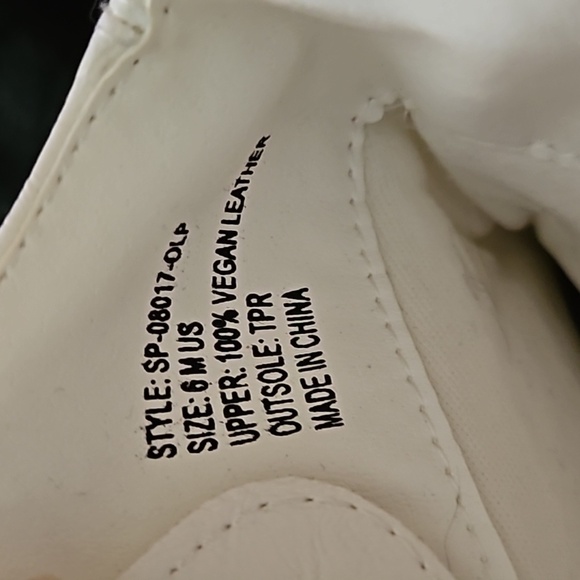 White Mid-Calf Slouchy White Cowboy Boots - Picture 9 of 14